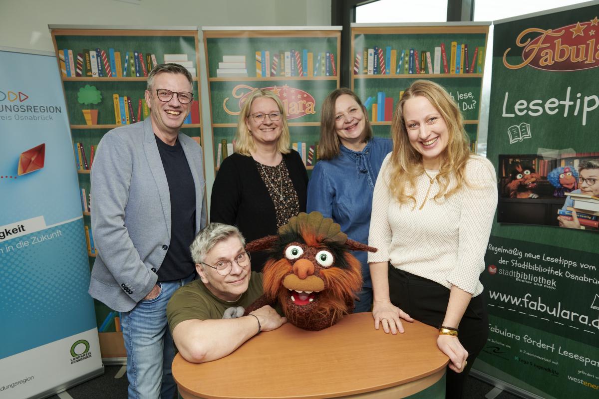 BILDUNG100 - Fabulara